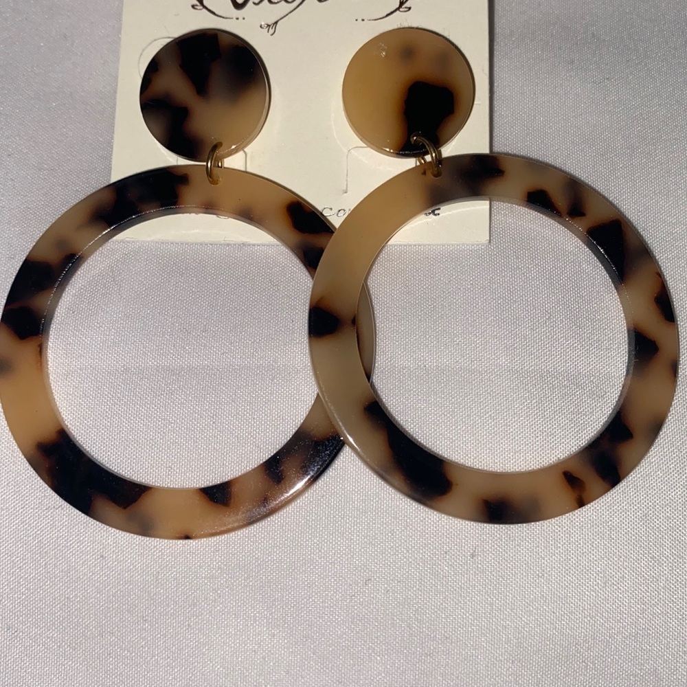 Bohemian style, tortoise, print earrings